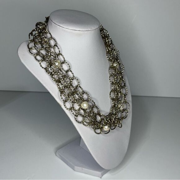 ✨ 3/$25 Statement Fashion Jewelry ✨ - Picture 7 of 7